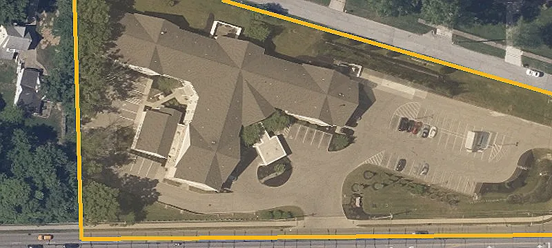 819 Rockside Rd