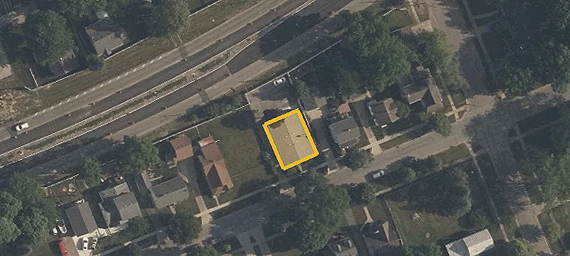 311 William St