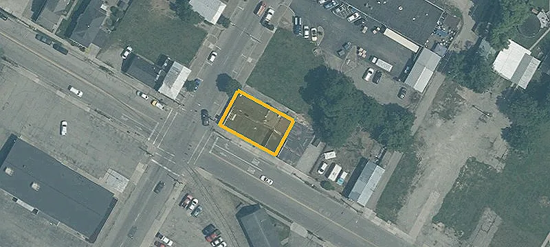 544 Main St