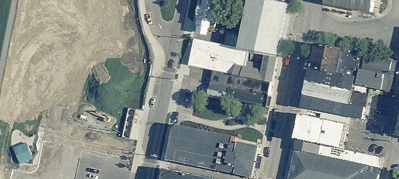 21 Main St
