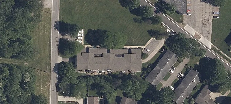 549 College St, Unit 1