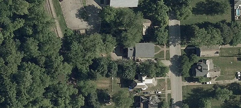 521 Woodlawn Ave
