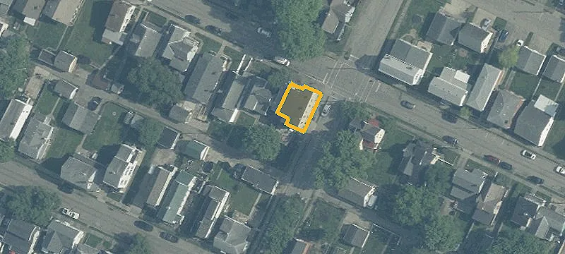 201 Walnut St