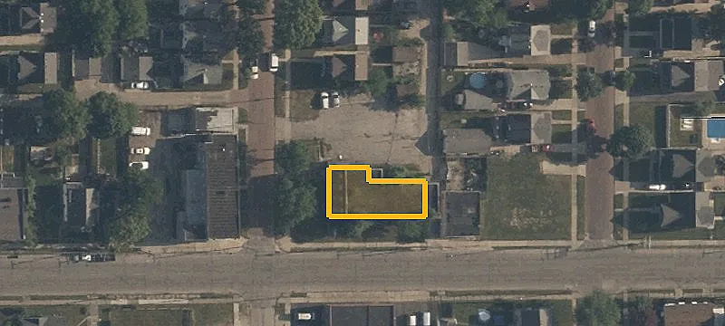 881 Geneva Ave