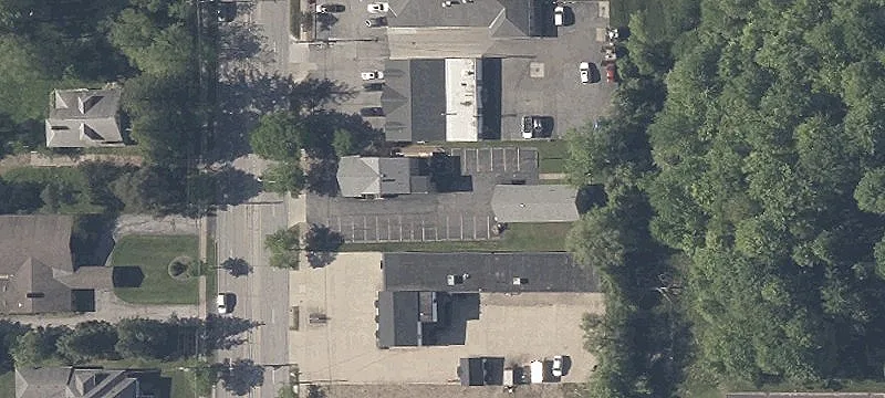 8047-08051 Broadview Rd