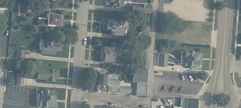 26 Grand Ave