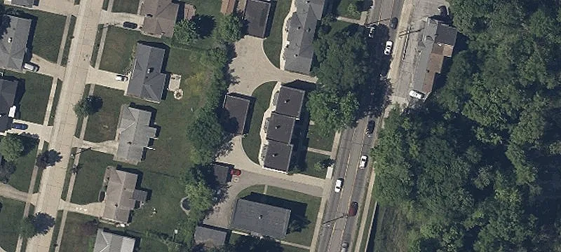 2690 Wooster Rd