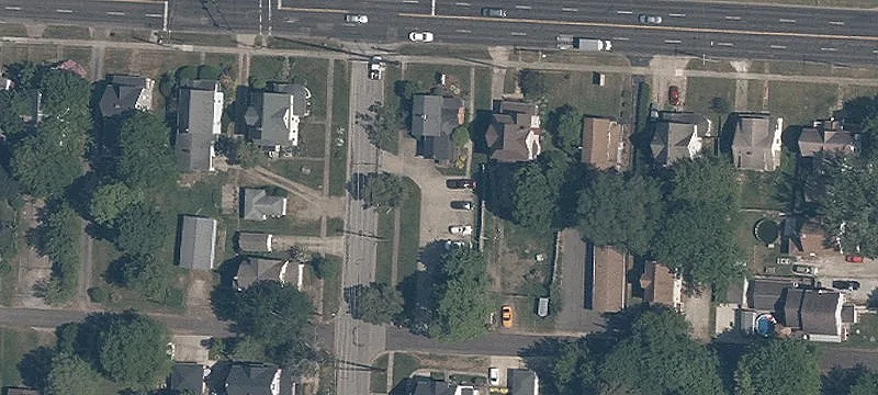 851 Main St