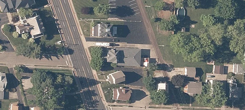 832 Main St