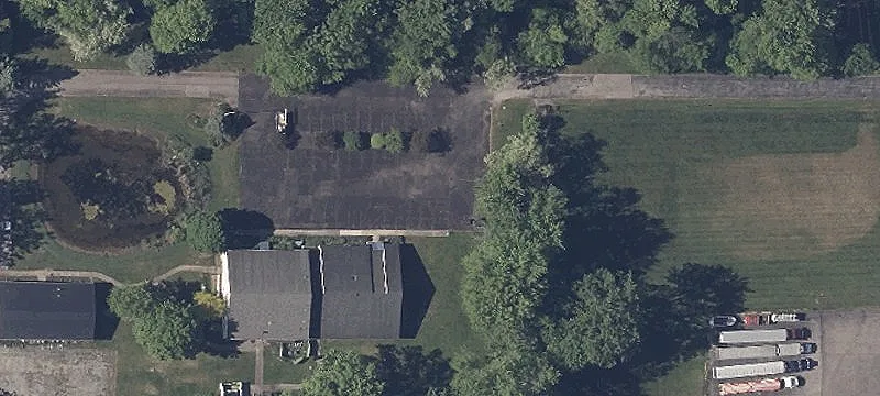 3676 Community Ln