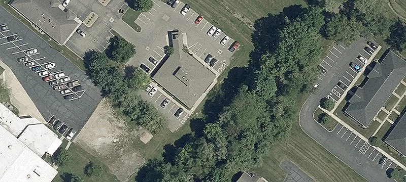 572 Industrial Pkwy