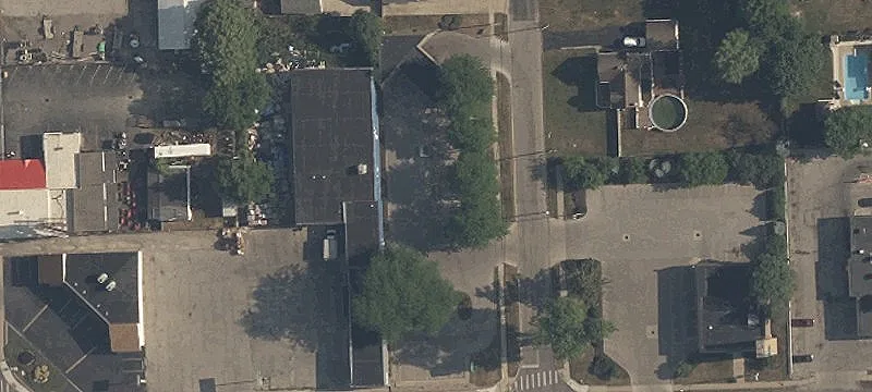 3242 Alexis Rd