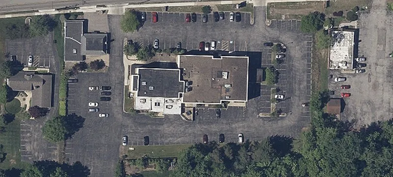 24441 Detroit Rd