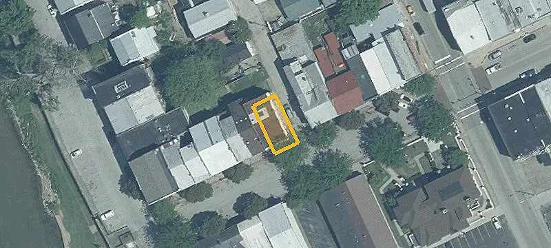14 Main St