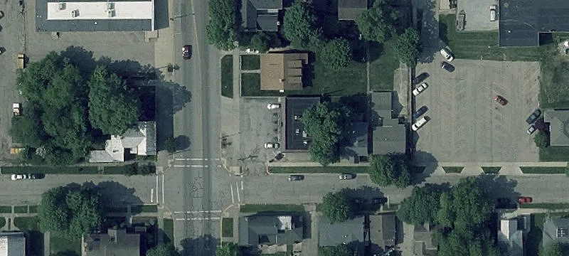 124 Barron St