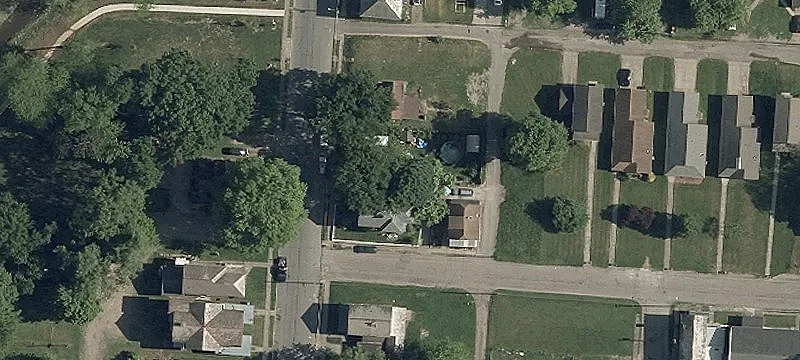 166 Luck Ave