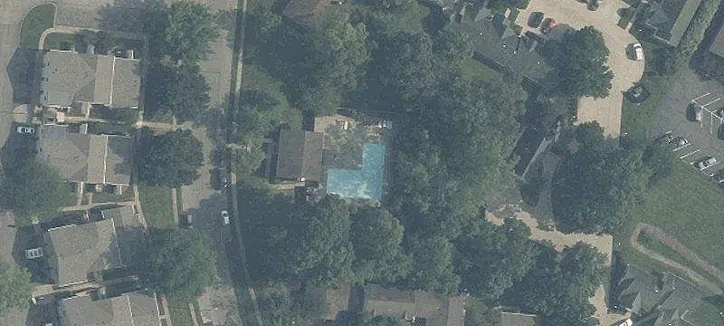 2040 Chapel Dr