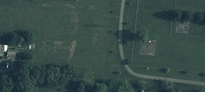 Lawn Ave