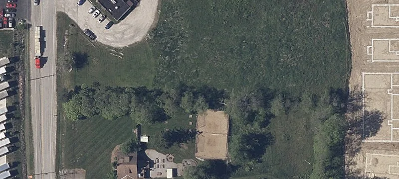 3739 Ctr Rd