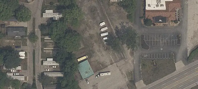 10420 Airport Hwy