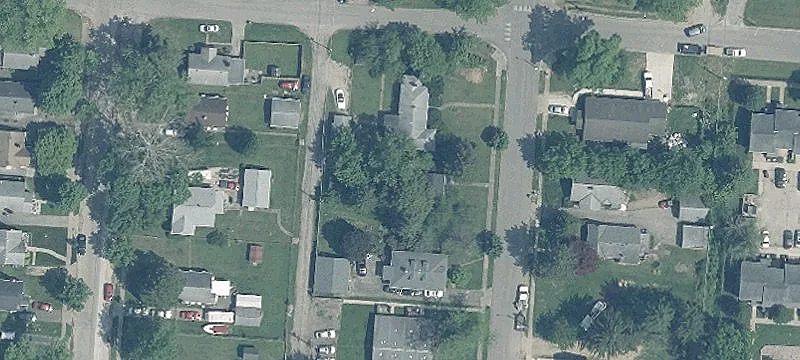577 Napoleon Ave