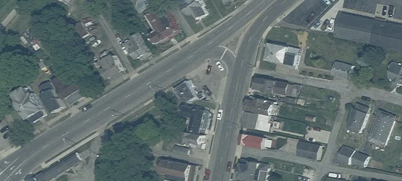 324 Main St