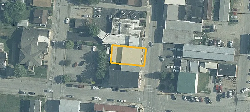 107th N Main St
