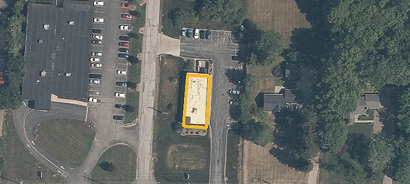 8276 Mayfield Rd