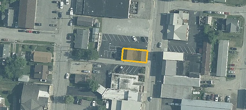 121 Main St