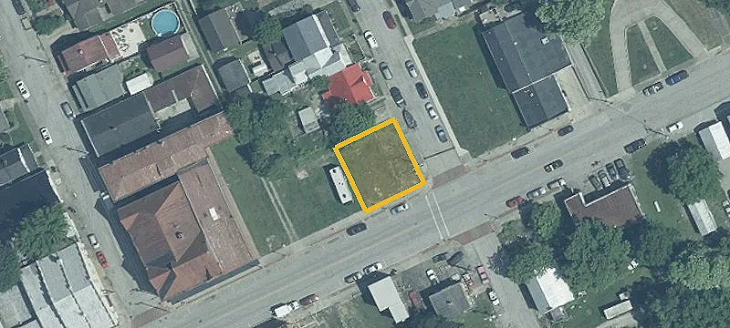 220 Main St