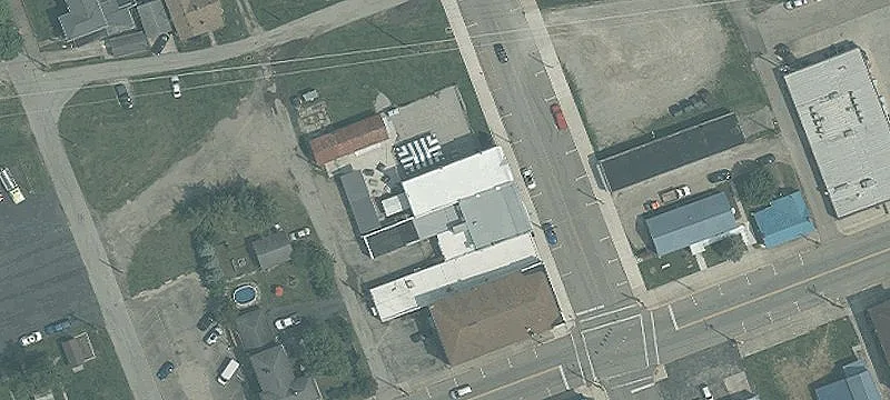 49 Main St