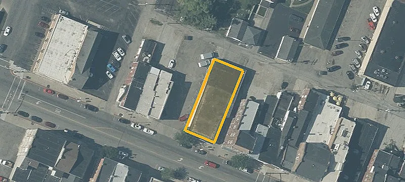 140 Main St