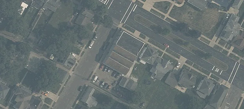 402 Main St
