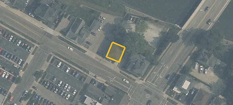 9 Water St