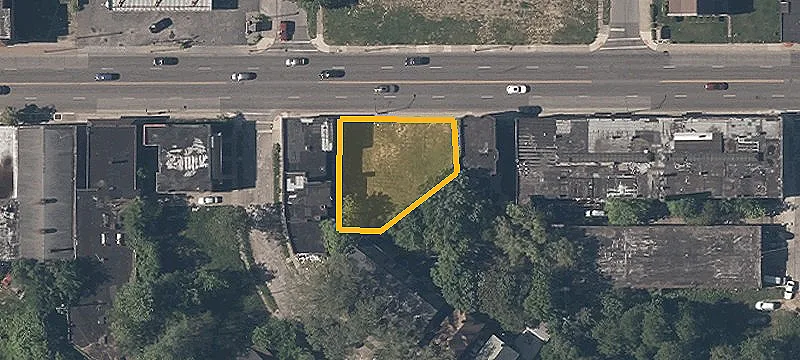 12604 Superior Ave