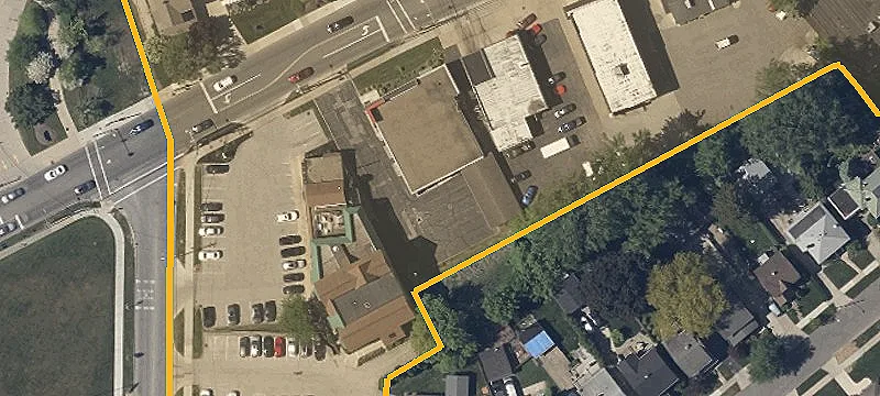 20015 Detroit Rd
