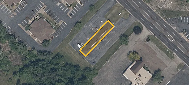 1240 Youngstown Warren Rd
