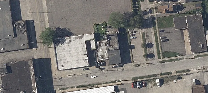 3035 Perkins Ave
