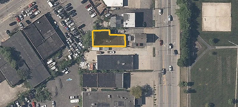 1060 222nd St