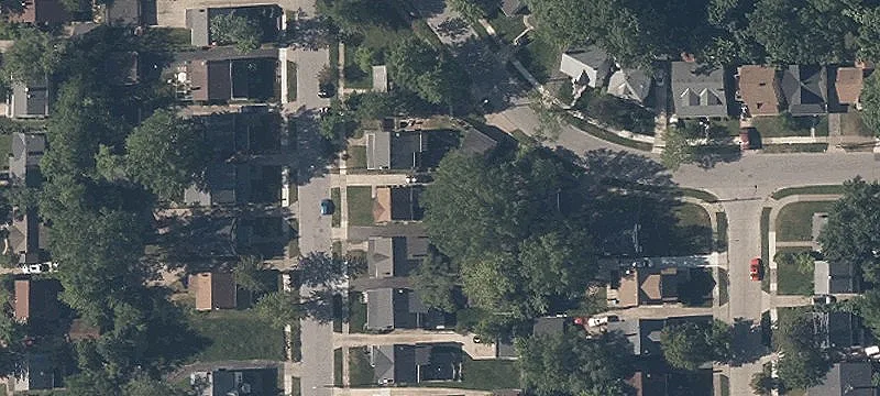 883 Clarence Rd