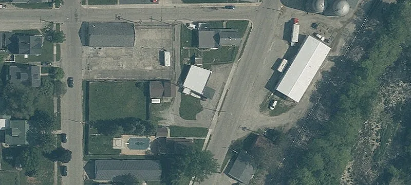215 Main St