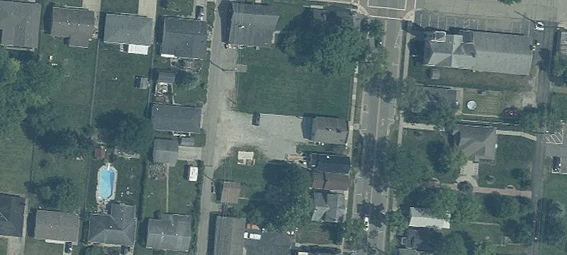 325 Main St