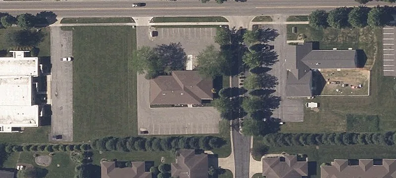 54 Executive Dr, Unit B