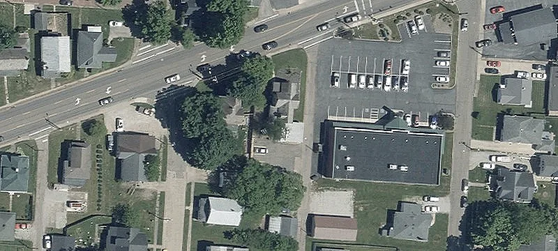 402 Coshocton Ave