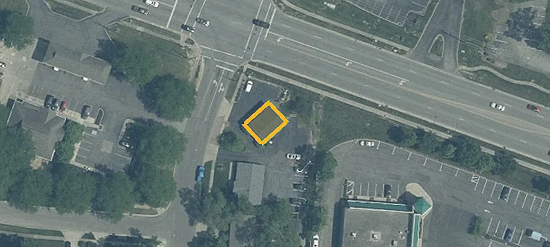 10 Royal Dr