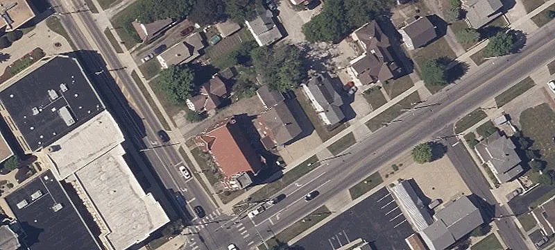 101 Main St