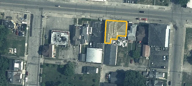 625 Main St