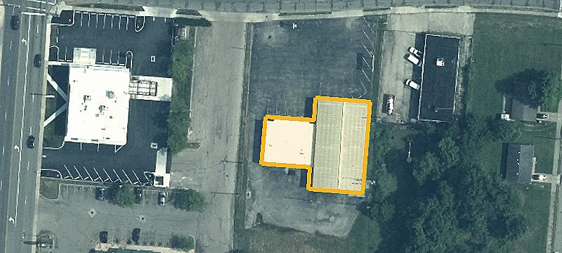 195 John St