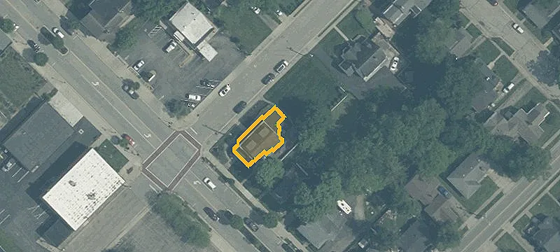 410 Main St