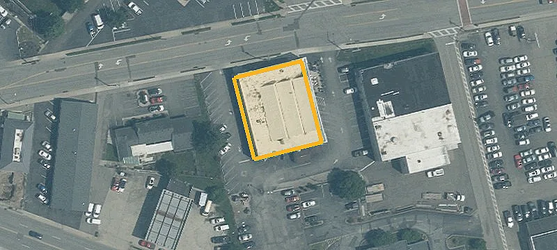 740 Main St